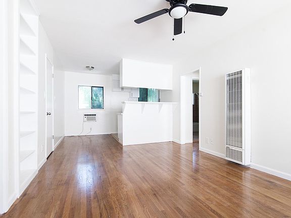 2nd image of 2301 Glendale Blvd APT 4