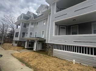 2700 Roslyn Ave #5, Baltimore, MD 21216
