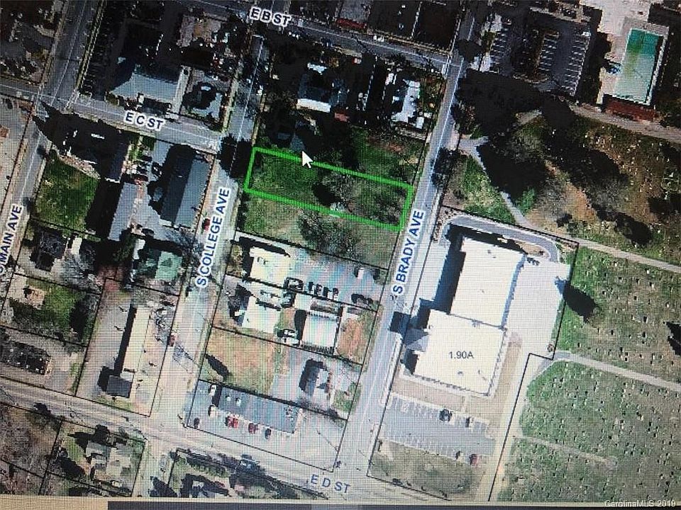 1st image of 118 S Brady Ave