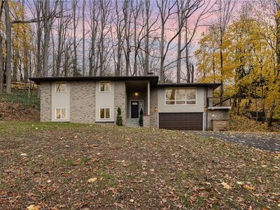 8 Broken Hill Rd, Pittsford, NY, 14534