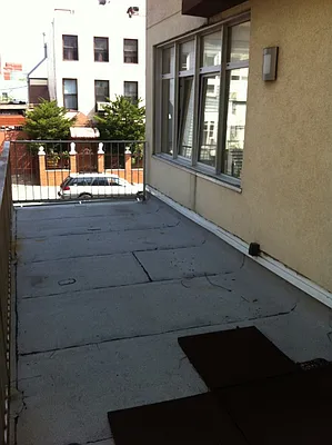 Rented by Loom Group | media 19