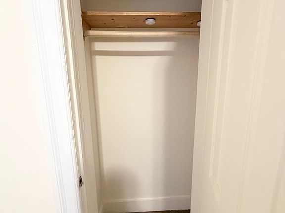 4th image of 2500 Webb Ave APT 1C