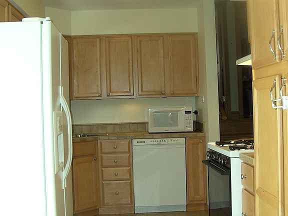 5th image of 17632 67th Ave