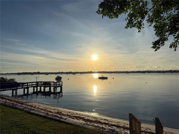 5600 N Flagler Dr APT 1806, West Palm Beach, FL 33407