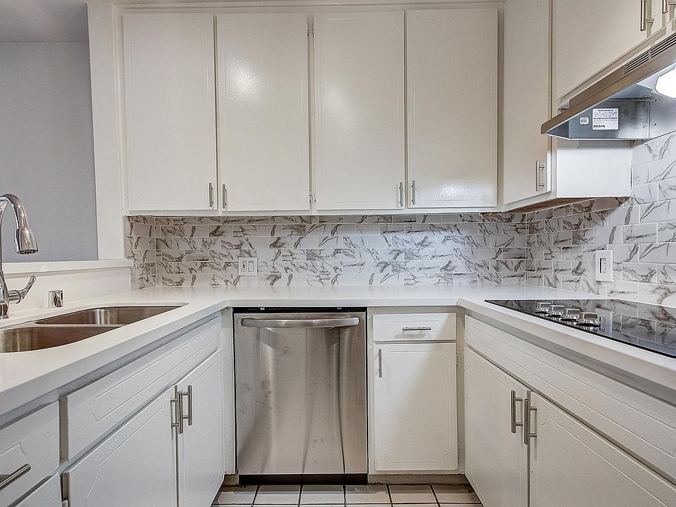 Eastborne Avenue Apartments Los Angeles, CA Zillow