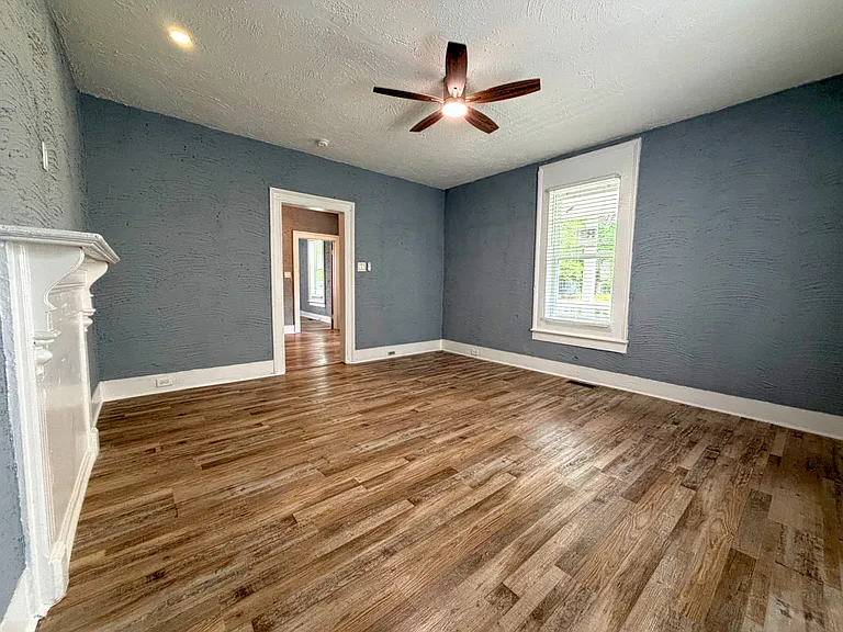 740 Arlington St — Photo 3