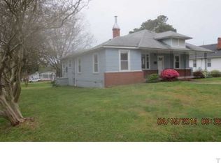 300 N 11th St, Erwin, NC 28339