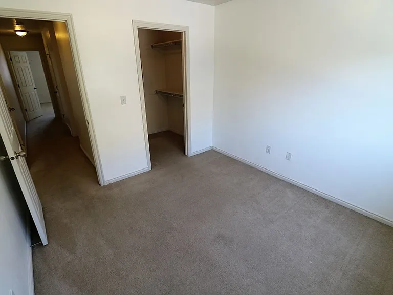 1144 S 1420 E — Photo 21
