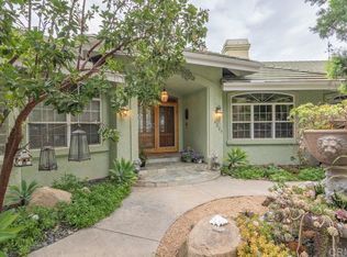 4327 Hollyhill Rd, Vista, CA 92084