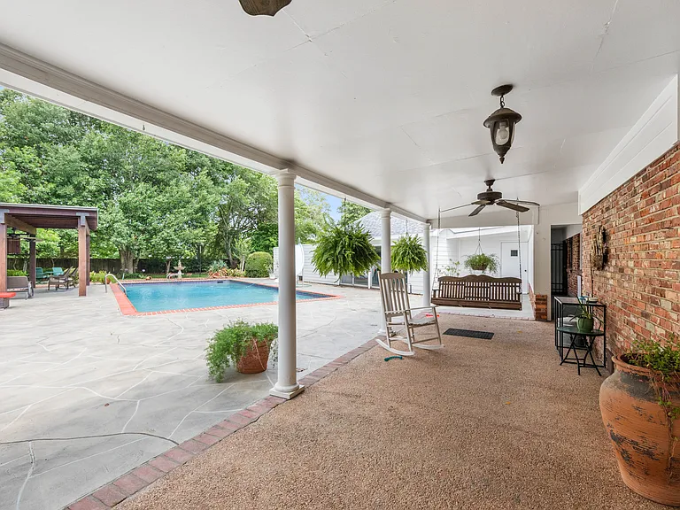 1026 S Morgan Ave — Photo 20