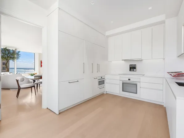 1 Wall Street image 4 of 9