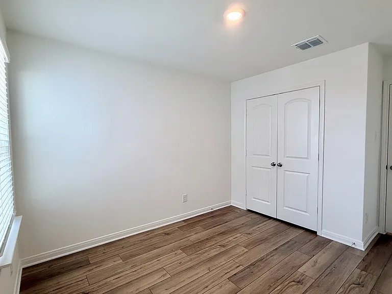 10838 Emerick St — Photo 14