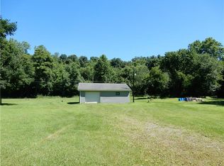 127 Big Run Creek Rd, New Castle, PA 16101