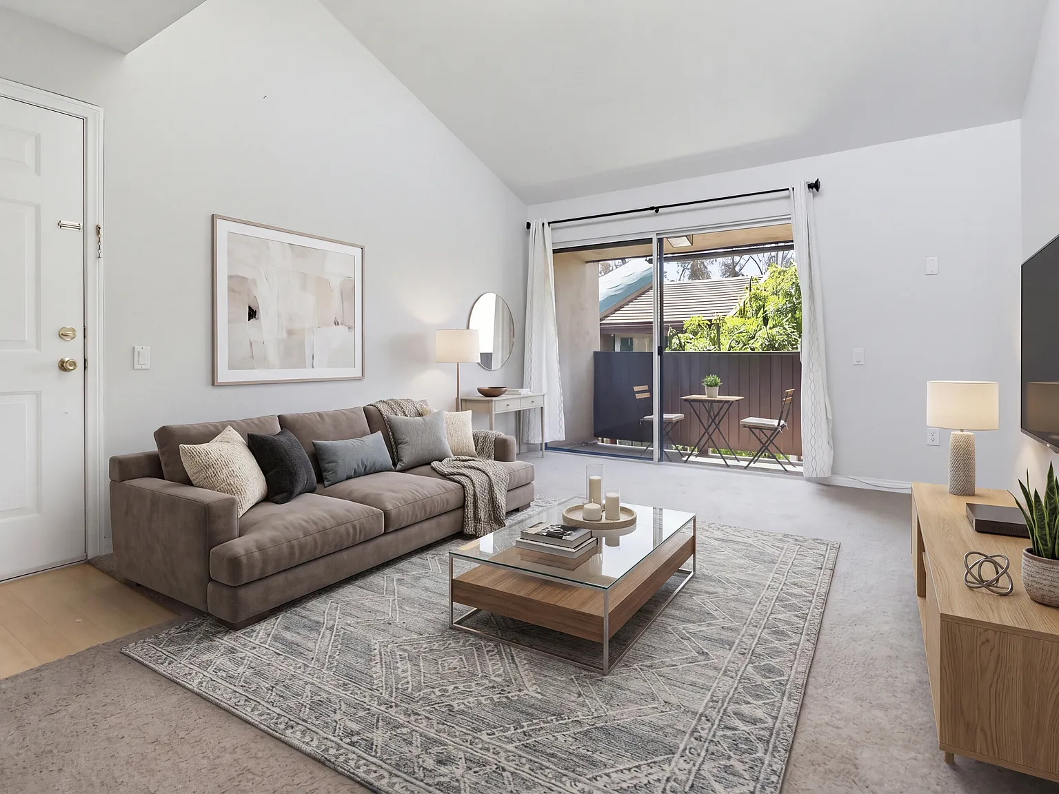 3454 Castle Glen Dr — Photo 2