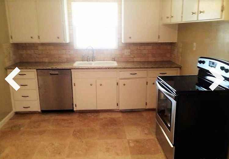 2nd image of 211 Martha St