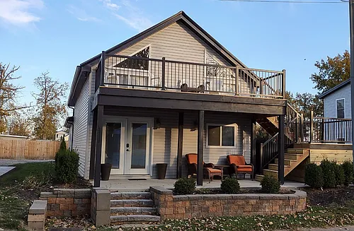 8910 Franklin Ave Photo 1