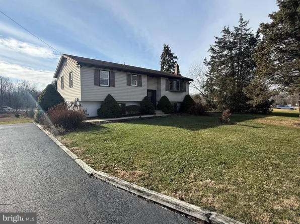 245 Old Farmington Rd, North East, MD 21901