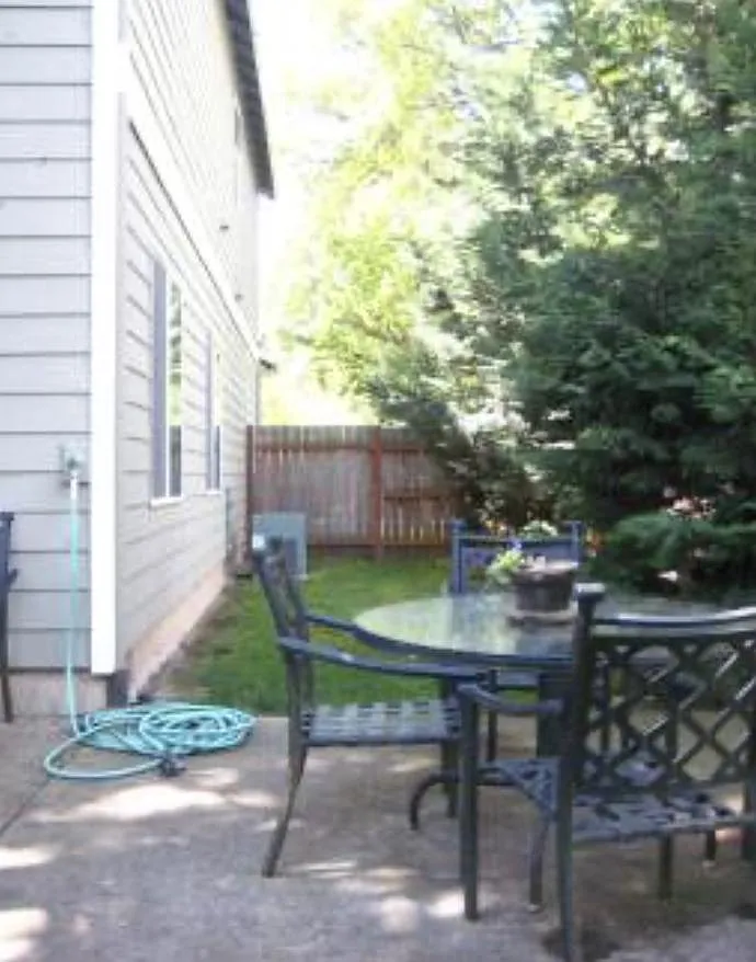 2 bed, 2.5 bath, 1550 sqft, $2,300 — Photo 3