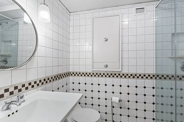 Rented by Corcoran | media 10