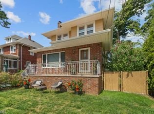 1115 Anderson Ave, Fort Lee, NJ 07024