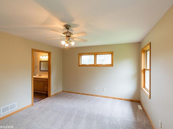 5th image of 31434 Oriole Ave