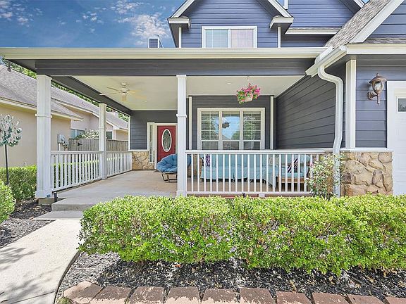 3rd image of 6887 Stillwater Drive