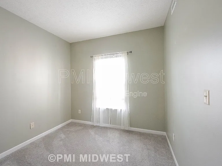 8802 Benjamin Ln — Photo 7
