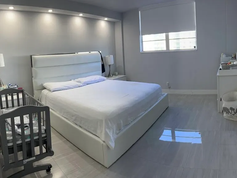 19390 Collins Ave #608 — Photo 3