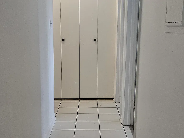 675 Heritage Dr #306 — Photo 8