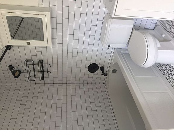 5th image of 635 Driggs Ave APT 2H