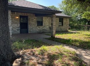 301 Quail Run, Azle, TX 76020