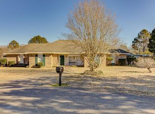 103 Windy Lake Cv, Vicksburg, MS 39183