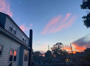 62 Lake Ave, Barrington, RI 02806