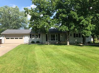 40 Deville Dr, Defiance, OH