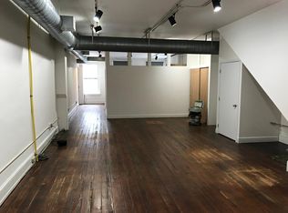 16 S 3rd St, Philadelphia, PA 19106