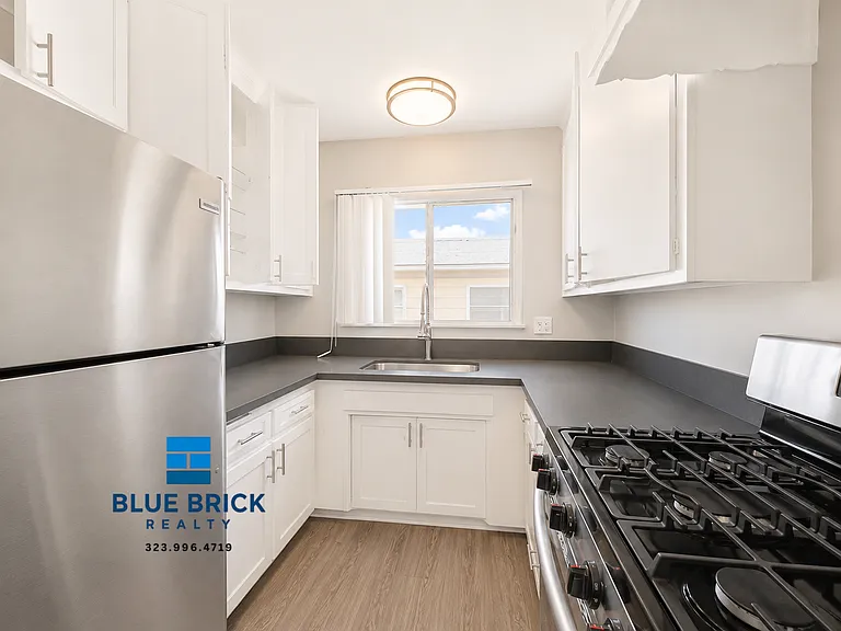 5315 Whitsett Ave #6 — Photo 19