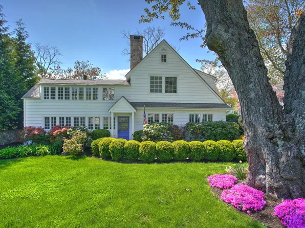 158 Hillspoint Road, Westport, CT 06880