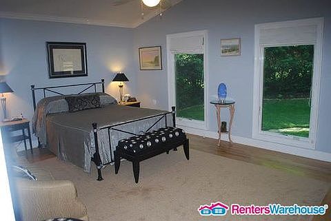2nd image of 133 Lakeshore Dr