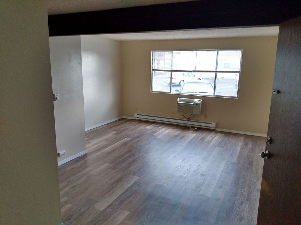 2nd image of 1920 Arthur St APT 48