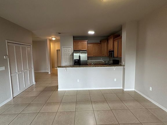 5th image of 5135 Coronado Pkwy APT 106