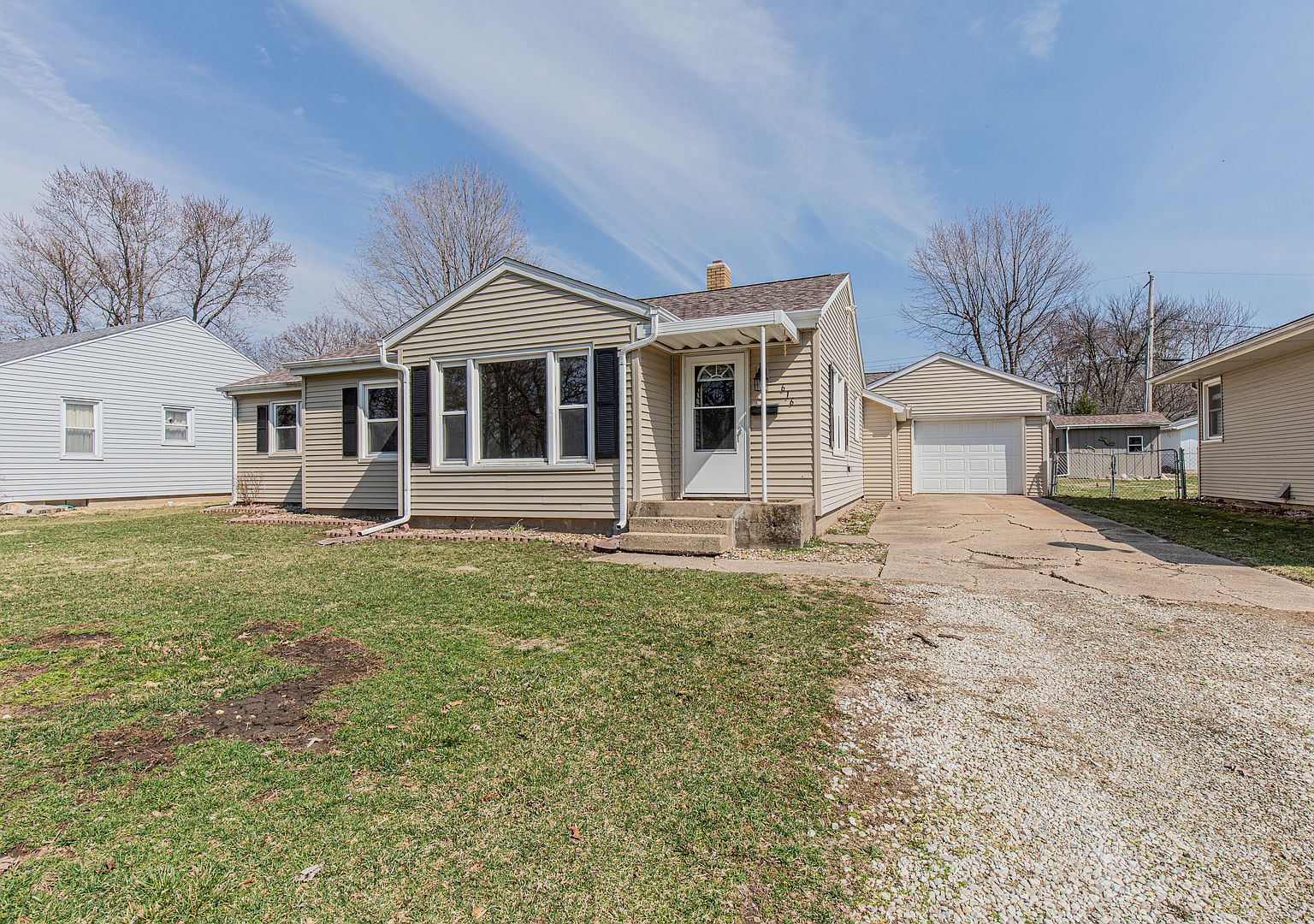 616 S School St, Lacon, IL 61540 Zillow
