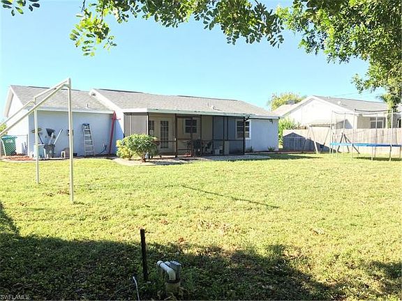 3rd image of 1503 SW 29th Ter