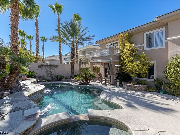 724 Pinnacle Heights Ln — Photo 50