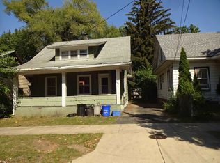 1617 Blaisdell St, Rockford, IL 61101