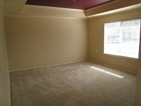 4th image of 1458 Oak Grove Dr