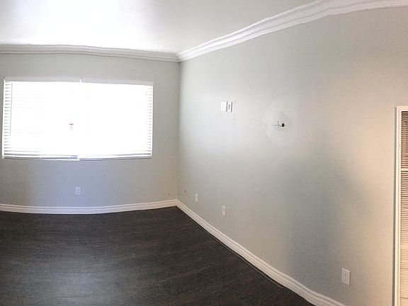 2nd image of 3735 32nd St APT 4