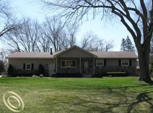 421 Muskoka, Commerce Township, MI 48382