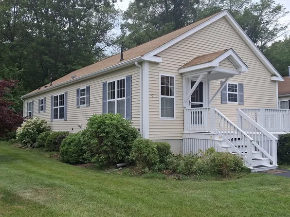 9 Hemlock Dr #0, East Bridgewater, MA 02333