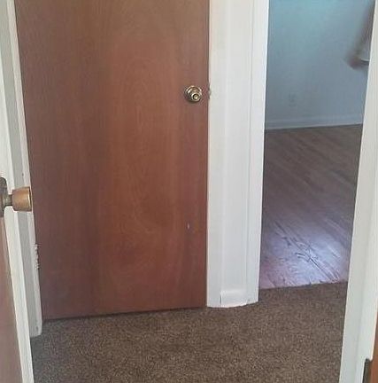 3rd image of 245 Fremont Ave