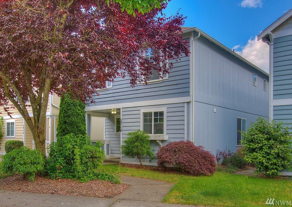 1st image of 2710 9th St SE